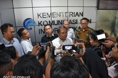 Menkominfo Gelar Pertemuan dengan Penyelenggara Platform Internet Terkait Konten Terorisme dan Radikalisme