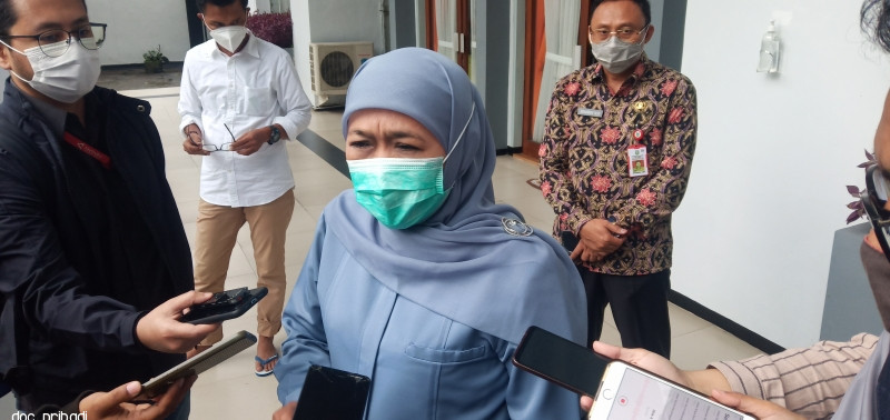 Gubernur Jatim Izinkan Sholat Idul Fitri , Asal Sesuai Prokes