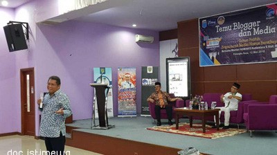 Menkominfo Ajak Masyarakat Perangi Berita Bohong di Media Sosial