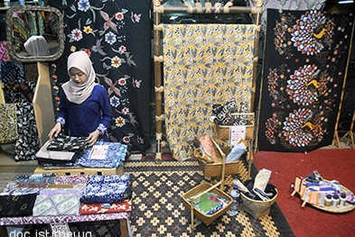 Kemenkominfo Dorong UMKM Jatim Untuk Jualan Online 