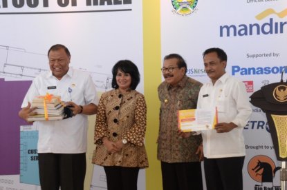 Awali Kegiatan HUT Jawa Timur, Pemprov Jatim Gelar Book Sale