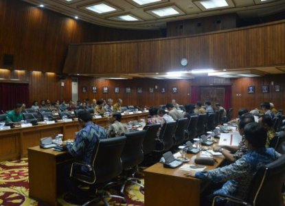 Percepat Kemudahan Berusaha di Indonesia