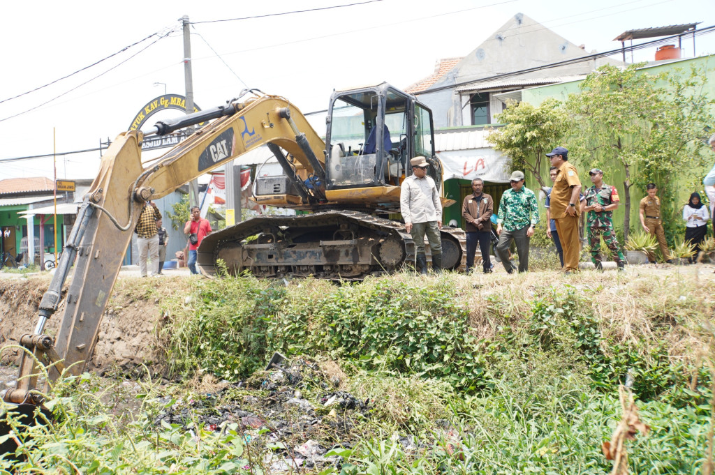 Peninjauan Pembersihan Sungai Patuk Kecamatan Gempol