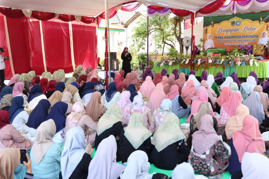 Pengajian Rutin TP-PKK Kabupaten Pasuruan di Kecamatan Nguling