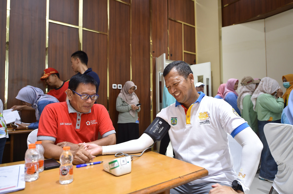 Pemeriksaan Kesehatan Gratis di Acara Puncak Peringatan Hari Anti Korupsi Sedunia (HAKORDIA) dan HUT KORPRI ke 54