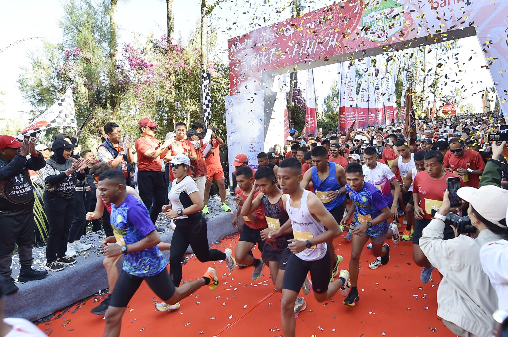 Perhelatan Bromo Marathon 2025 di Pelataran Bromo Tosari