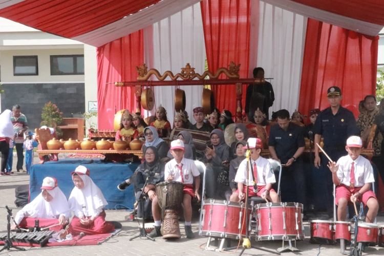 Gamelan