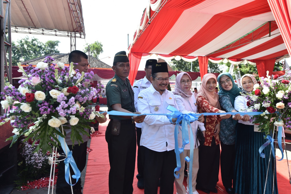 Gerakan Pasar Murah (GPM) di Kecamatan Kejayan