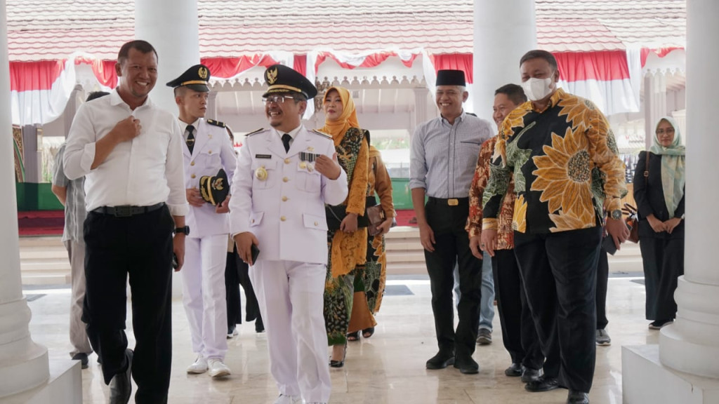 Pj Bupati Pasuruan Tinjau Pendopo Pasuruan