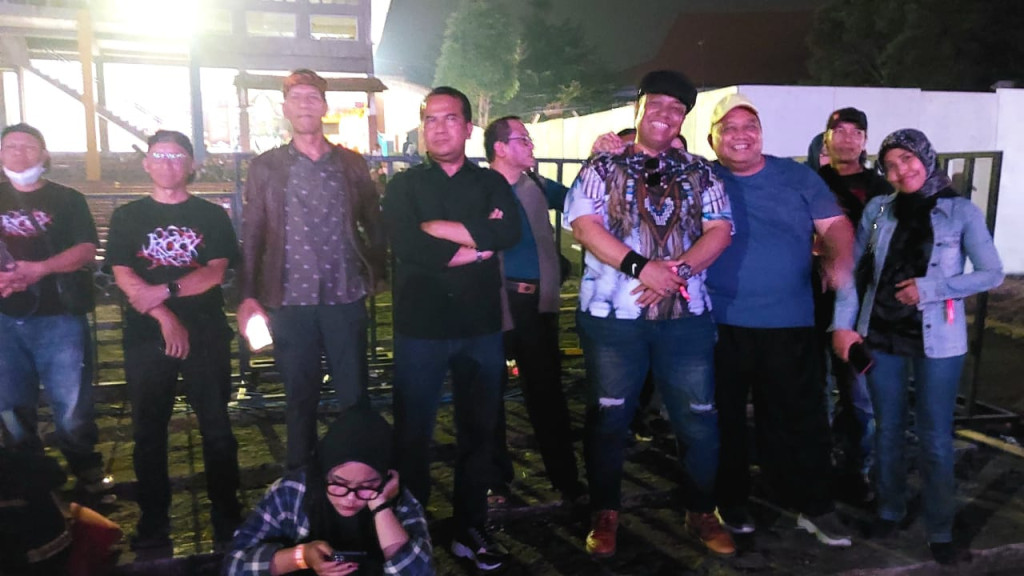 Nonton Konser Bareng Pj. Bupati Nurkholis