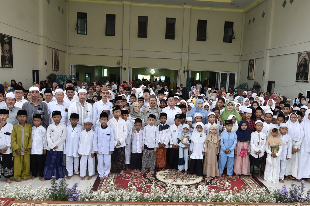 Santunan 1000 Anak Yatim